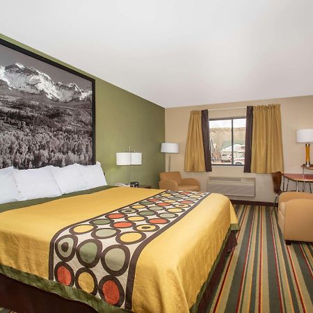 Super 8 By Wyndham Kremmling Hotel Екстериор снимка