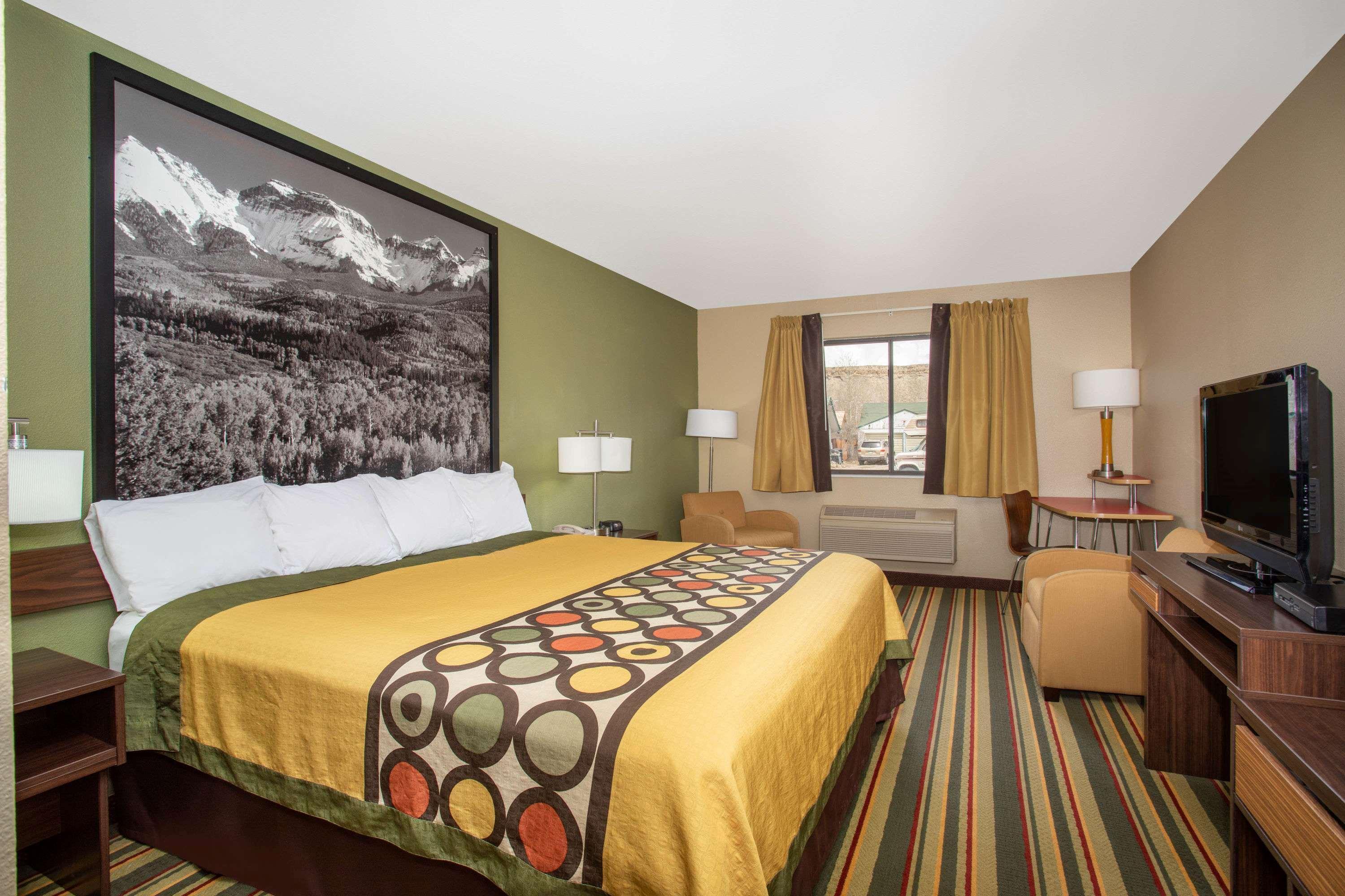 Super 8 By Wyndham Kremmling Hotel Екстериор снимка
