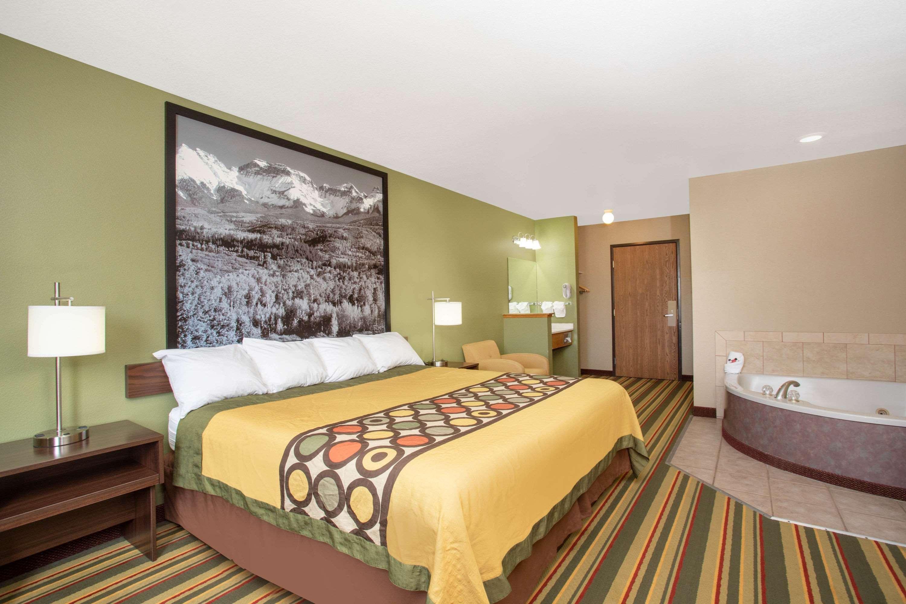 Super 8 By Wyndham Kremmling Hotel Екстериор снимка
